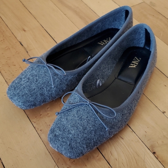 Zara Shoes - Zara Felt Ballet Flats Sz 36